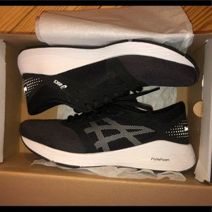 Asics roadhawk FF GS